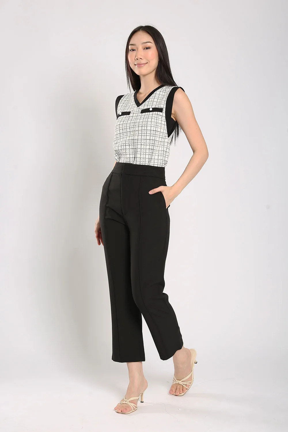 Alayna Top in White Tweet