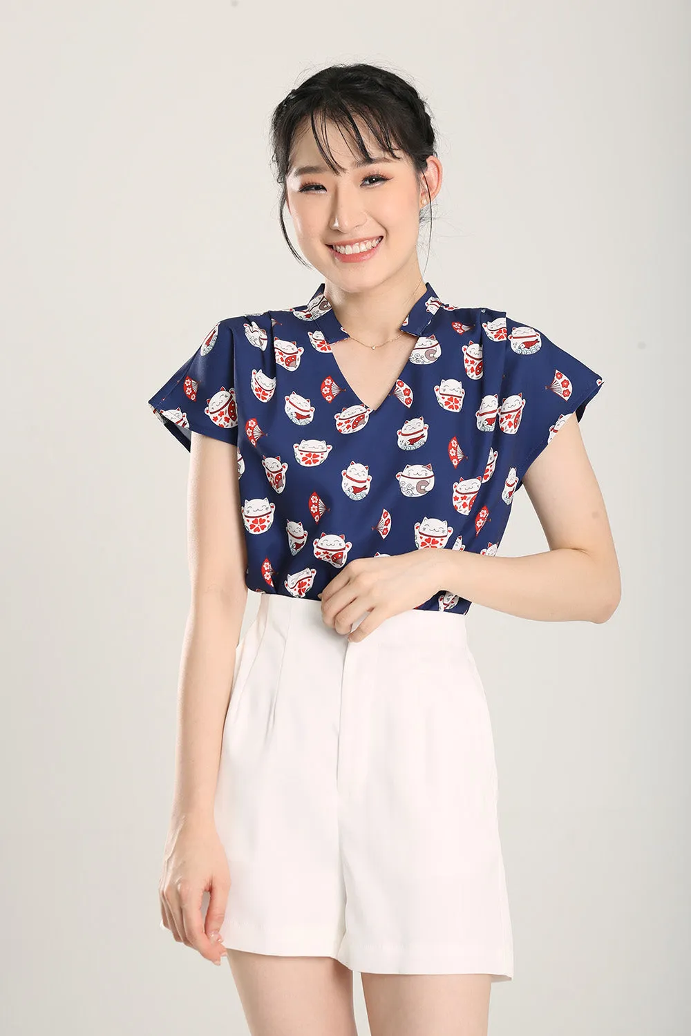 Fortune Cat Top in Navy Blue
