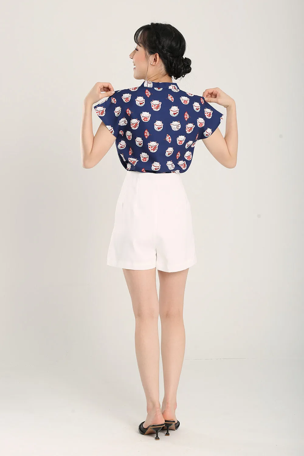 Fortune Cat Top in Navy Blue