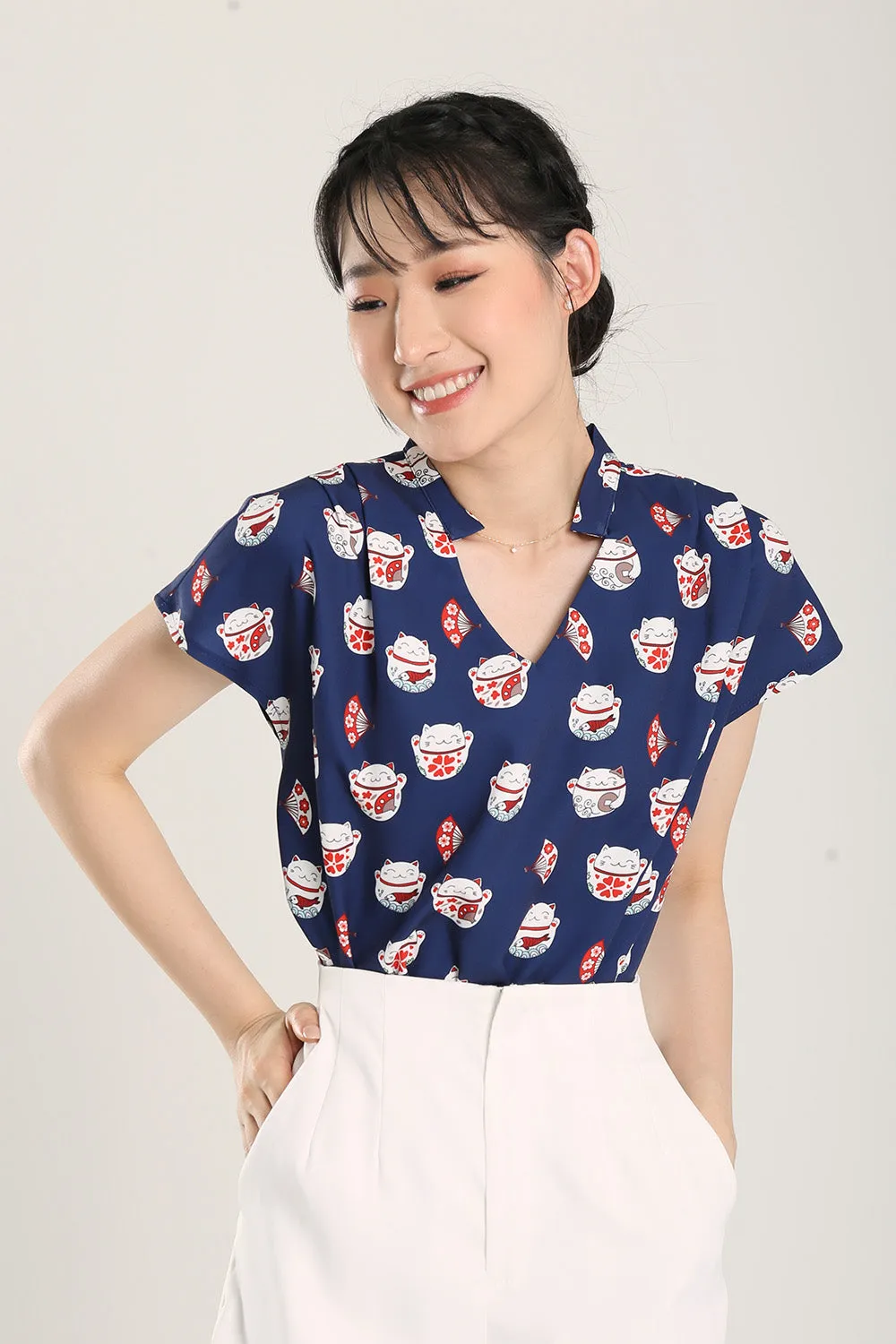 Fortune Cat Top in Navy Blue